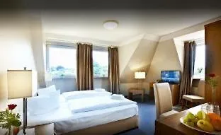 Koenigstein By Tulip Hotell 3*