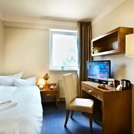 Koenigstein By Tulip Hotell 3*