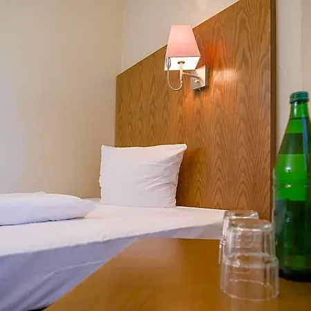 Otel Koenigstein By Tulip