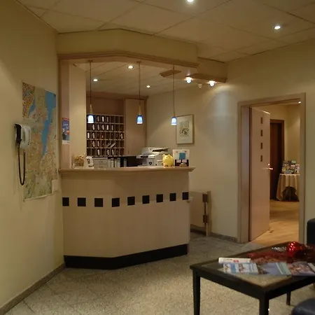 Hotell Koenigstein By Tulip 3*